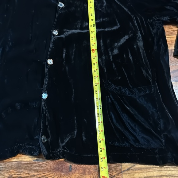 CP SHADES Vintage Label Women's Black Velvet Shirt -Jacket Shacket Rayon Size‎ L - Picture 6 of 11